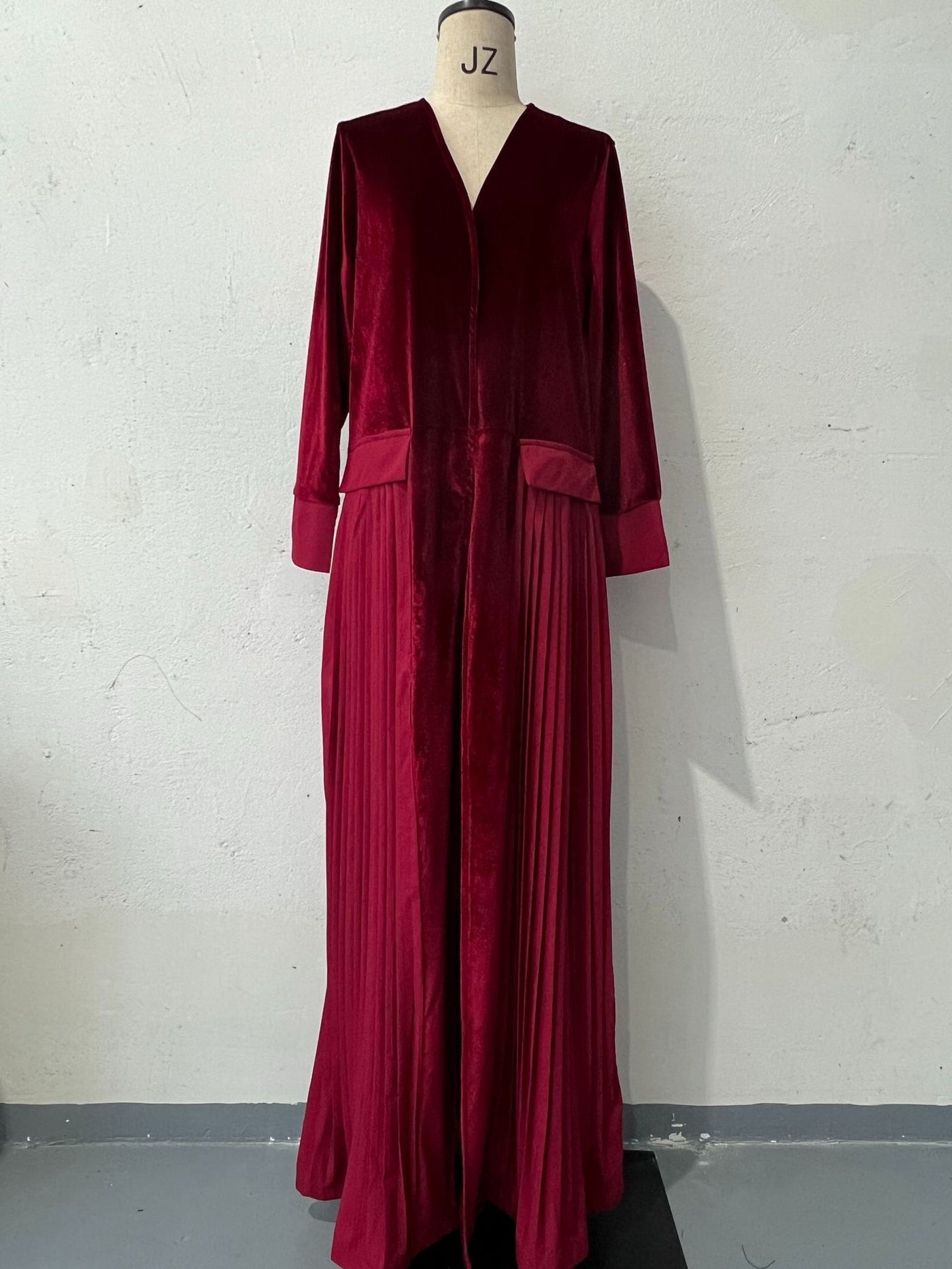 Elegant Pleated Stitching Women's Coat