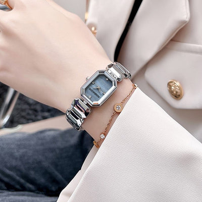 Elegant Women's Exquisite And Versatile Waterproof Watch