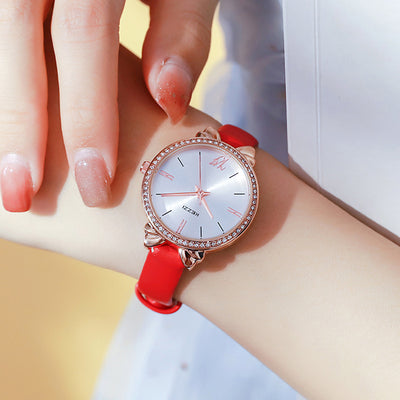Women's Diamond-embedded Simple Elegant Belt Quartz Waterproof Watch